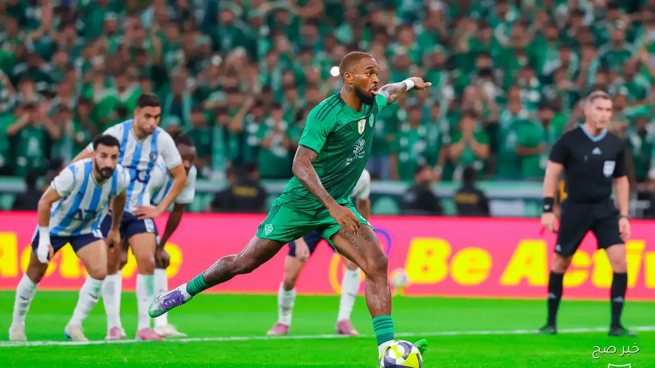 هنا القنوات الناقلة لمباراة الاهلي والحزم في الدوري السعودي 2025 اليوم وكيف تتابعها عبر الانترنت