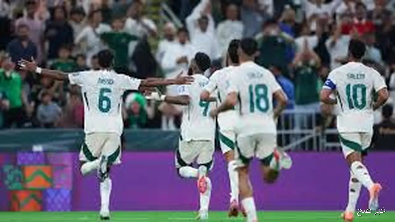 صوت الإثارة.. من هو معلق لعبة العراق اليوم ضد السعودية والقنوات الناقلة