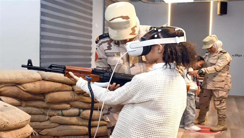 القوات المسلحة تشارك أطفال مصر الاحتفال بيوم اليتيم (صور وفيديو)