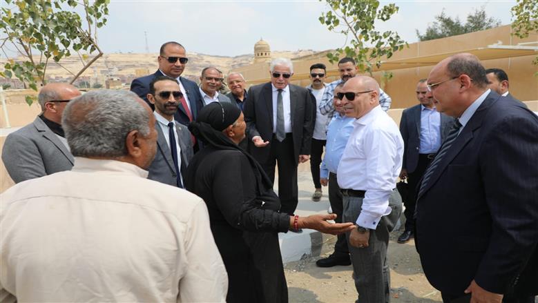 جولة مستشار الرئيس ومحافظ القاهرة 