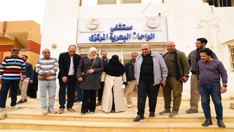 لقاء جماهيري لبحث مطالب أهالي الواحات البحرية 